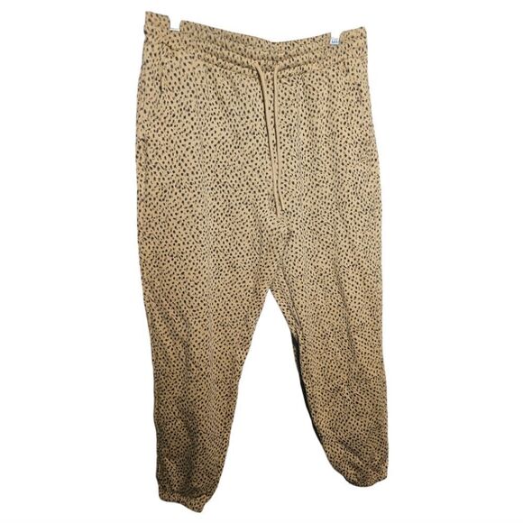 FABLETICS Cozy Fleece Go-To Sweatpant - Size Large - Picture 3 of 10